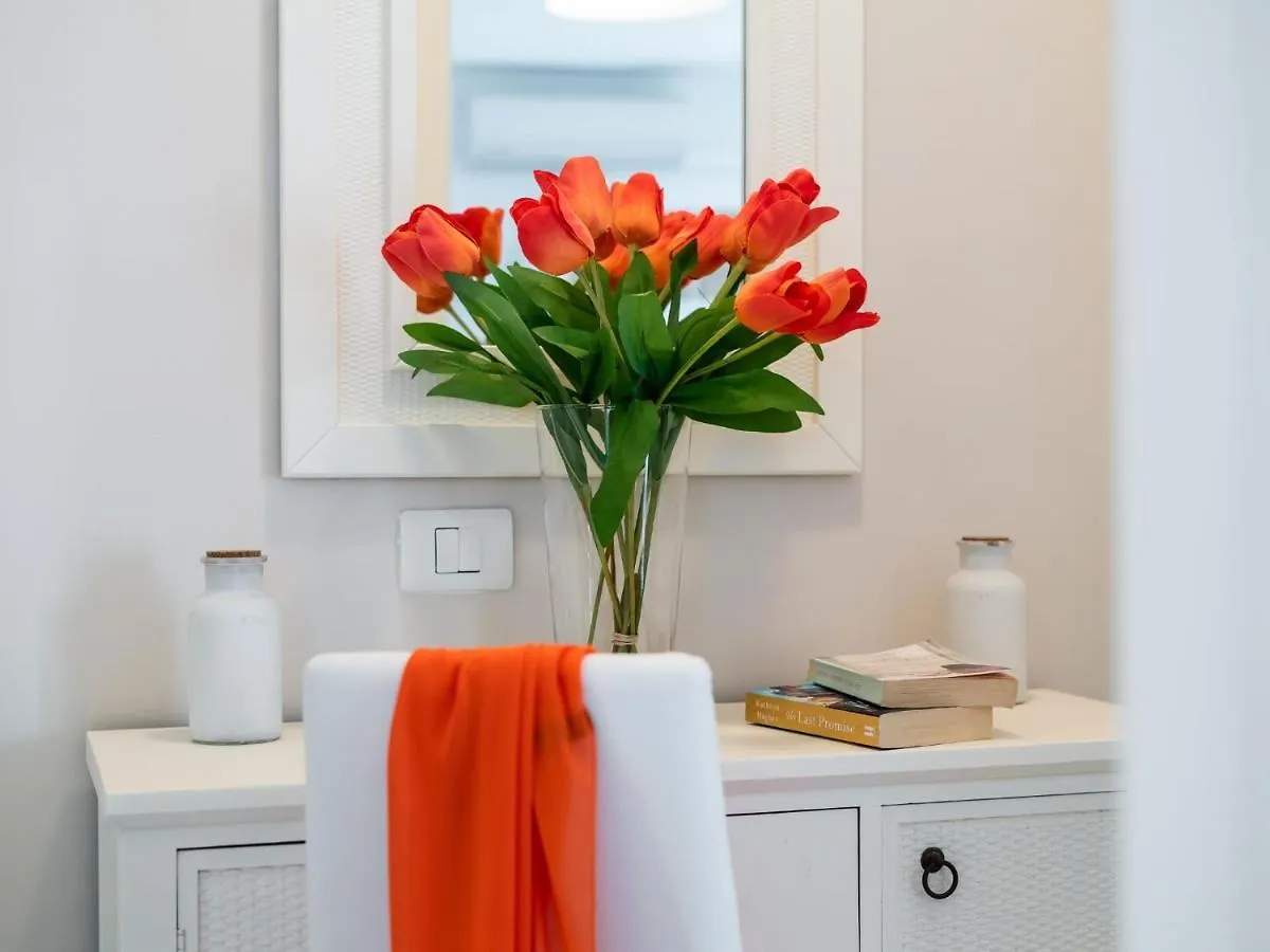205 Los Cristianos By The Beach, Center, Wifi Ac Arona  Spain